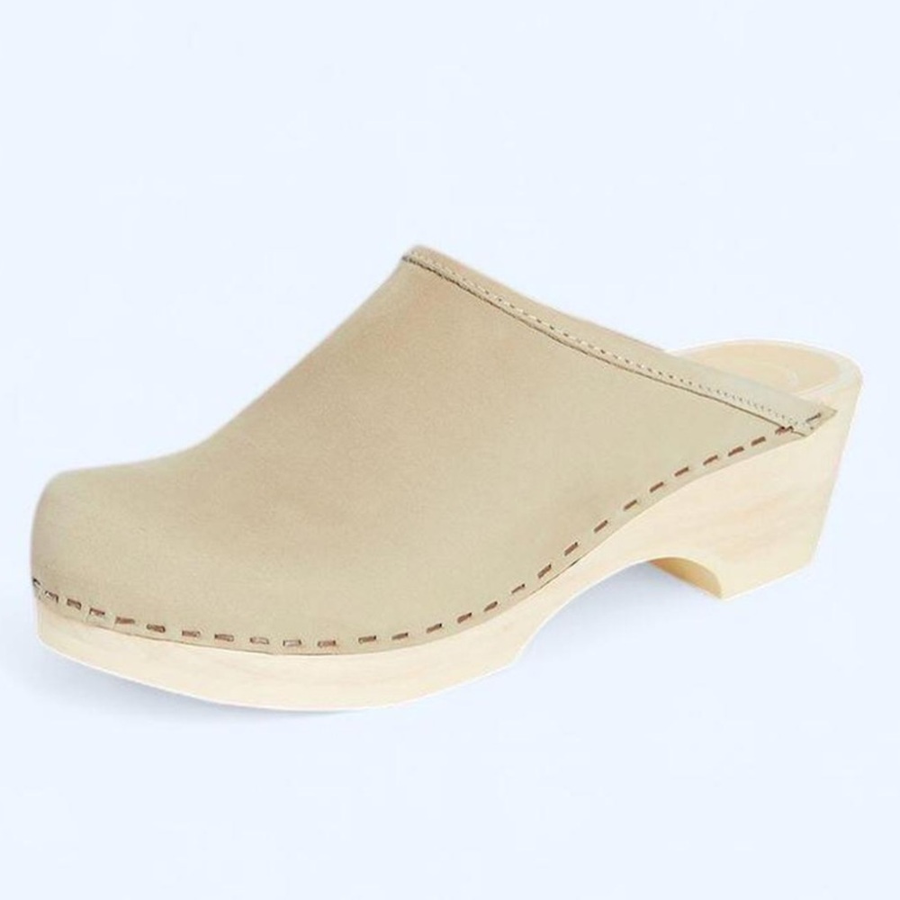 No. 6 Valley Low Base Tan Clog Shoes